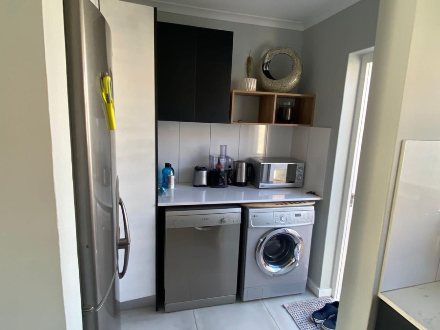 To Let 3 Bedroom Property for Rent in Tokai Western Cape